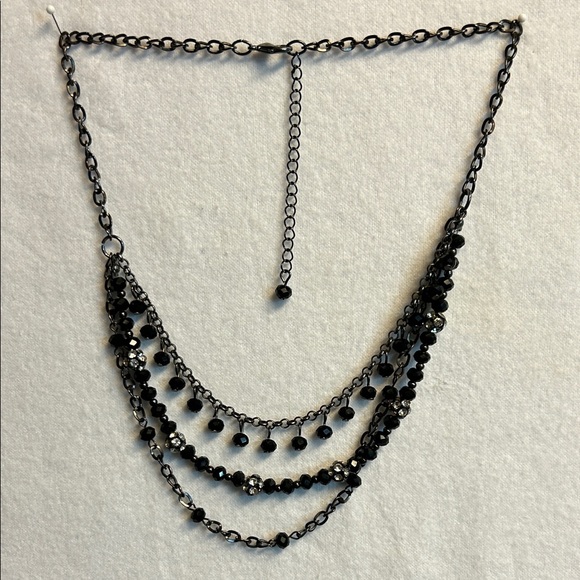 Jewelry - Chic Black Beaded Necklace